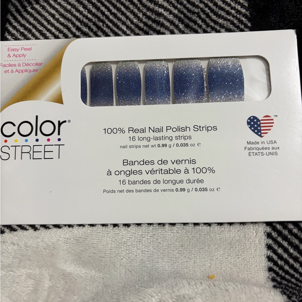 Color Street Sparkling Blue Nail Strips ARTIC EVENING